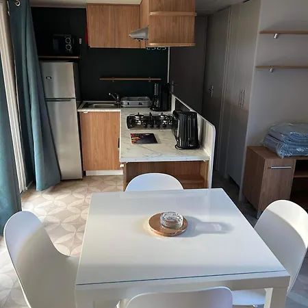 4 Etoiles Mobil-home De Gamme Neuf 6 A 8 Pers Campsite